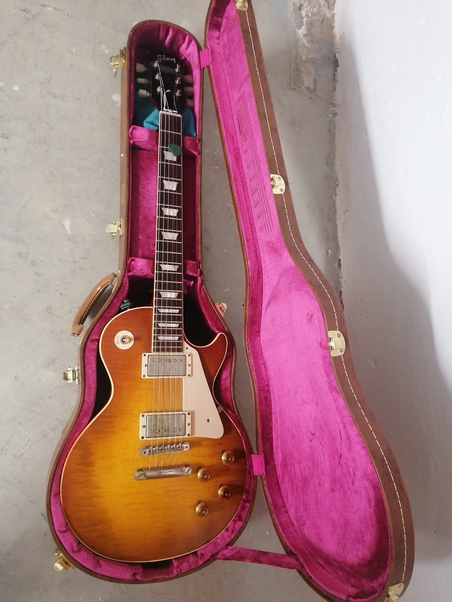 Gibson Les Paul R8